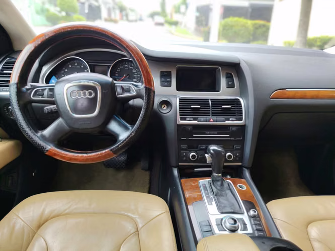 AUDI Q7 2010 AUTOMÁTICA NEGOCIABLE  - Imagen 7
