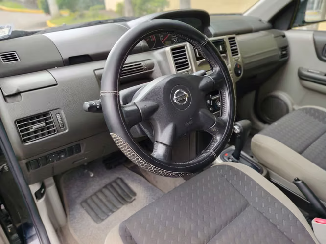NISSAN XTRAIL 2012 AUTOMÁTICA NEGOCIABLE  - Imagen 3