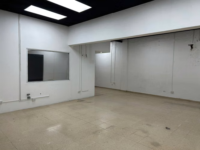 ALQUILO LOCAL COMERCIAL EN VÍA TRANSÍSTMICA – 140 M² | $1,400 - Imagen 2