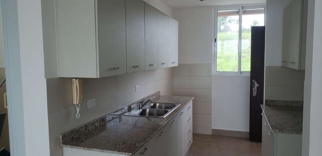 Apartamento de Playa en Venta – FRENTE AL MAR, San Carlos | US$135,000 - Imagen 4