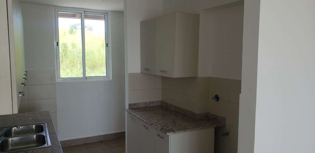 Apartamento de Playa en Venta – FRENTE AL MAR, San Carlos | US$135,000 - Imagen 11