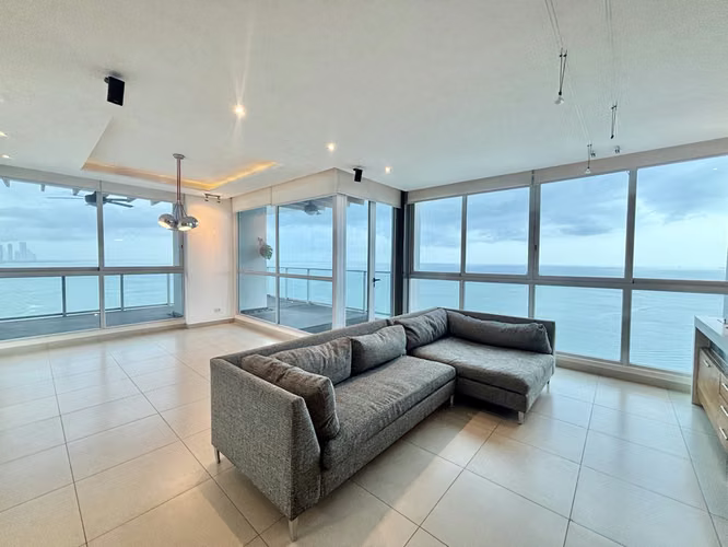 Apartamento Frente al Mar en PH Oceanaire – Punta Pacífica