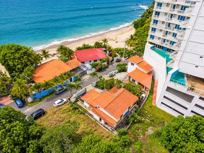 Casa de 4 Recámaras en Playa Corona con Casa de Huéspedes y Vistas al Lago y al Mar - Imagen 5