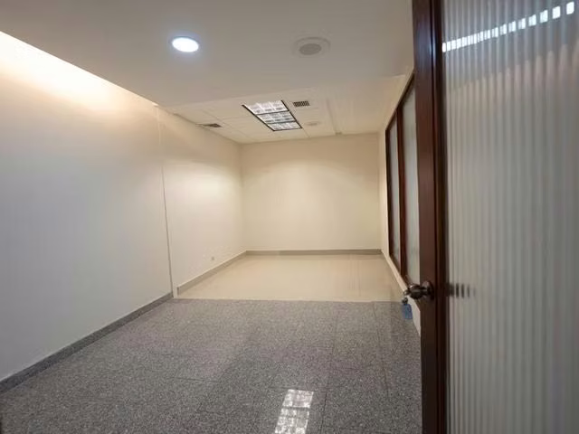 Alquiler de oficina empresarial en calle 50  - Imagen 5