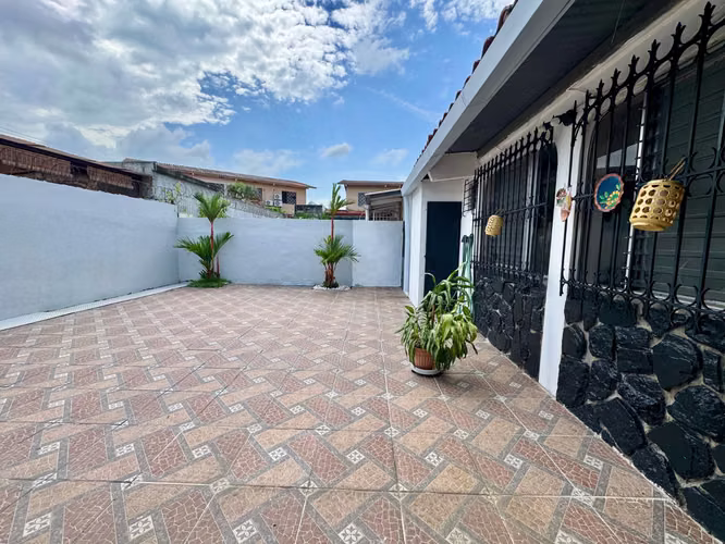 Venta Linda Casa en Reparto Nuevo Panamá (Negociable) - Imagen 8