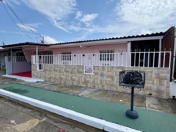 Venta Linda Casa en Reparto Nuevo Panamá (Negociable) - Imagen 2