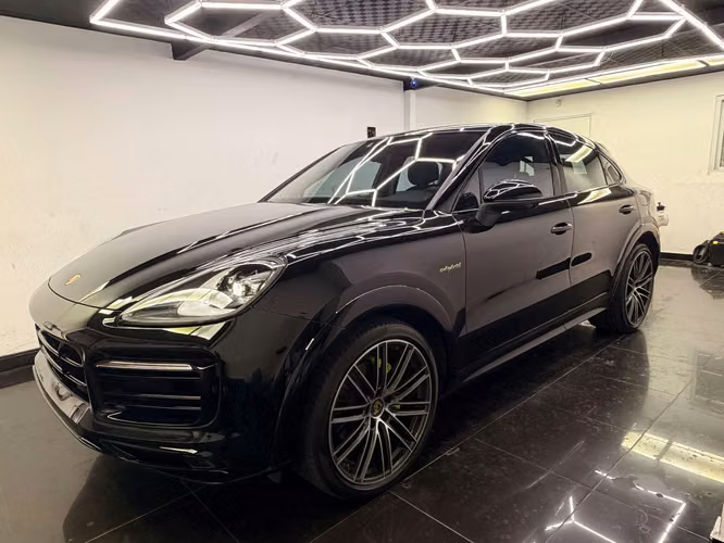 Porsche Cayenne Coupe