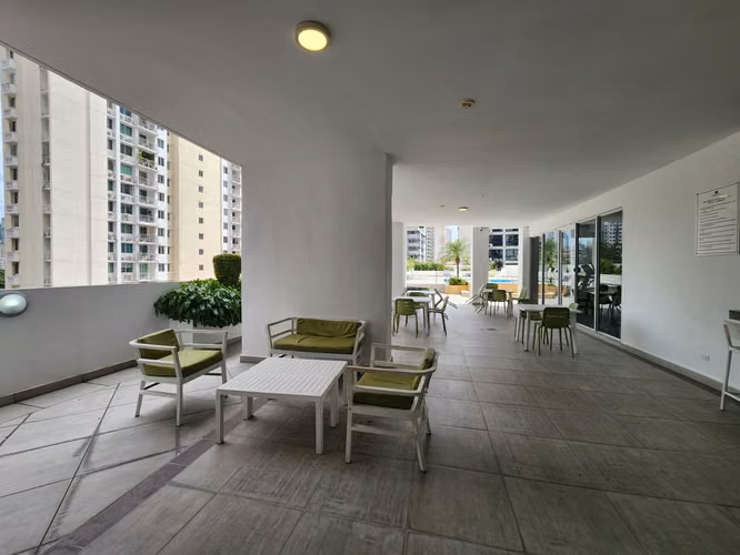 ¡Moderno y listo para ocupar! Apartamento de 90 m² | 2 Recámaras | Balcón y Línea Blanca Samsung - Imagen 6