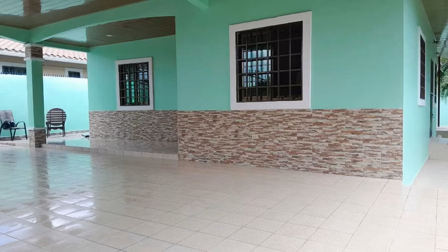  Vendo amplia casa en Penonomé Centro - Imagen 6