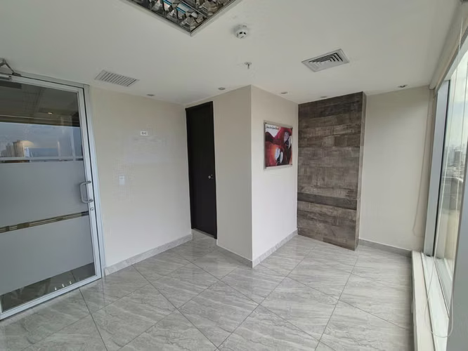OFICINA EN VENTA EN OBARRIO, SORTIS - Imagen 8