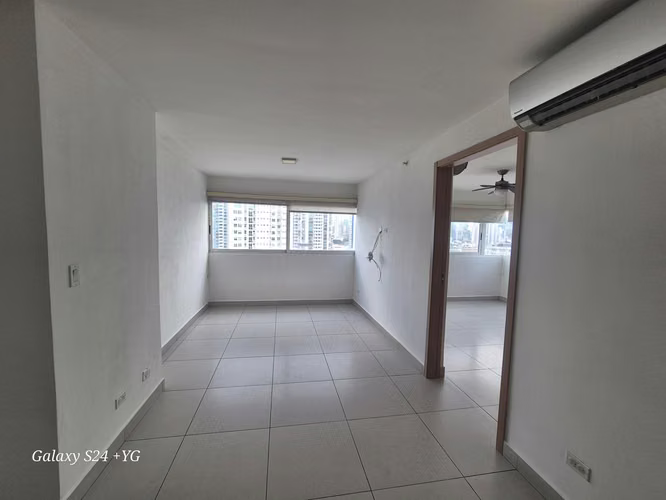 ALQUILER DE APARTAMENTO  - Imagen 3