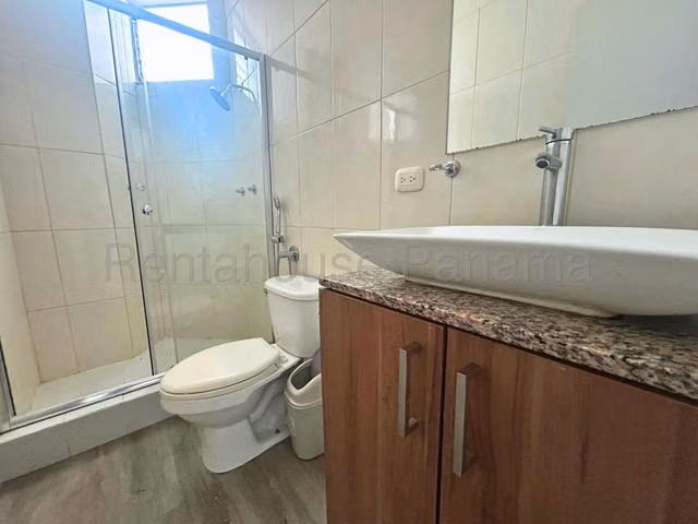 SE ALQUILA APARTAMENTO AMOBLADO CON TERRAZA SAN FRANCISCO - Imagen 11