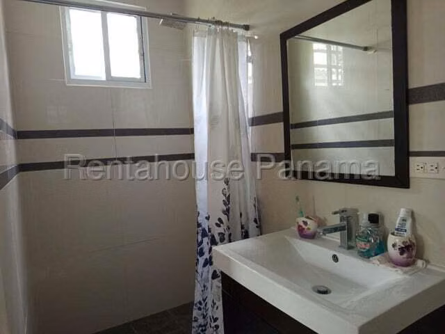 SE VENDE CASA EN SAN CARLOS YDU - Imagen 12