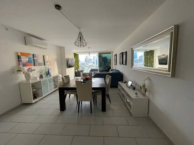 ALQUILER DE APARTAMENTO AMOBLADO EN SAN FRANCISCO  - Imagen 1