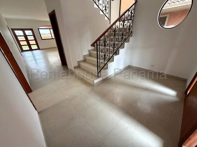 Venta de Casa en Costa Sur, Conjunto Cerrado El Doral 24LGG2109 - Imagen 5