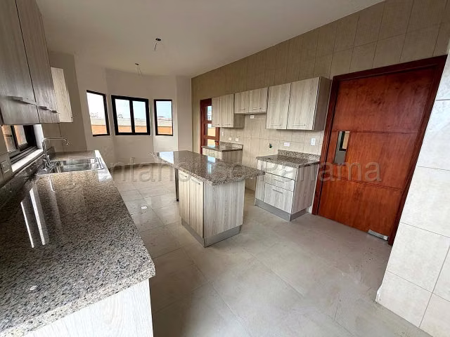 Venta de Casa en Costa Sur, Conjunto Cerrado El Doral 24LGG2109 - Imagen 11