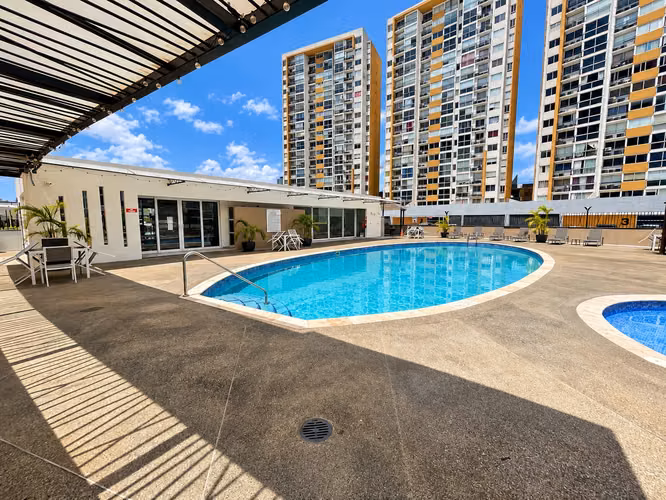 Cómodo Apartamento con Terraza Semi-Amoblado cerca de la Estación del Metro y Universidades. - Imagen 12