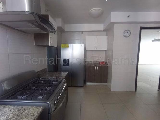 VENDO Apartamento con Balcon Vista al Mar en Ph Country Club en Costa del Este. 205m2 - Imagen 9