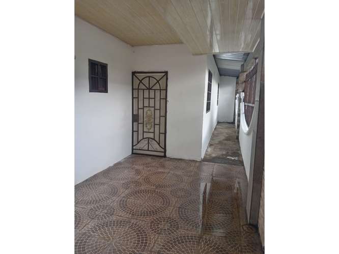 VENDO CASA DE ESQUINA EN NUEVO TOCUMEN