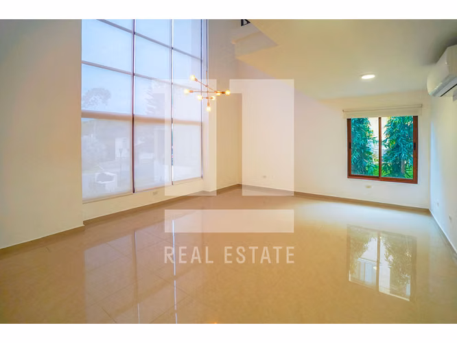 Se Vende Casa en Clayton, Los senderos de camino de Cruces - Imagen 10