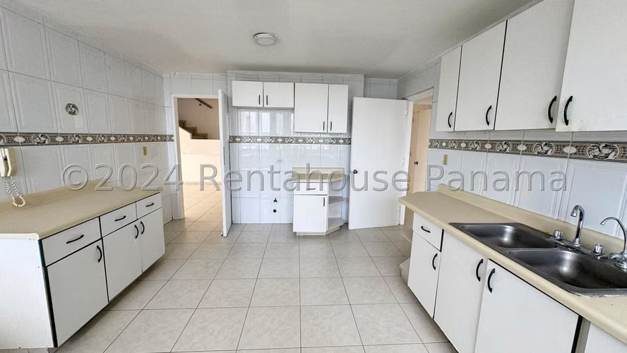Venta de Apartamento en Hato Pintado Ph Sky View EC - Imagen 11