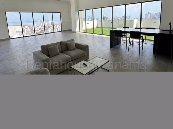 Venta de Apartamento Amoblado en Hato Pintado Ph Balcony EC