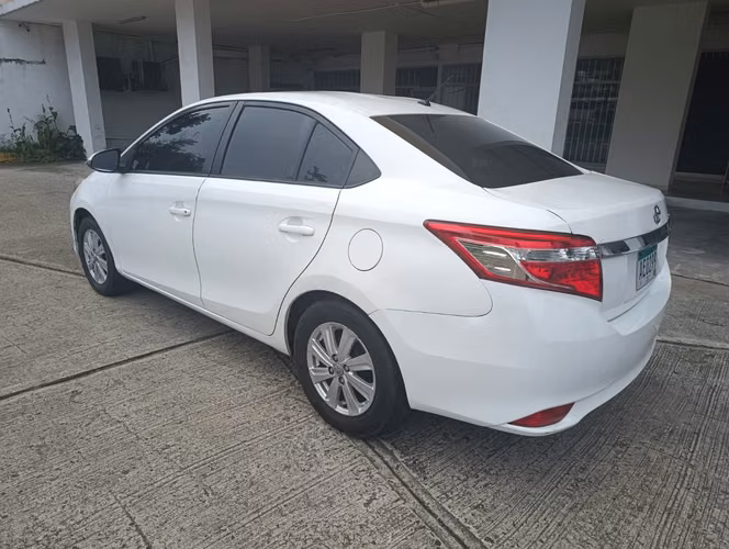 TOYOTA YARIS AUTOMATICO