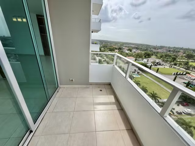 VENTA APARTAMENTO PH ALCALACON VISTA AL MAR - Imagen 3