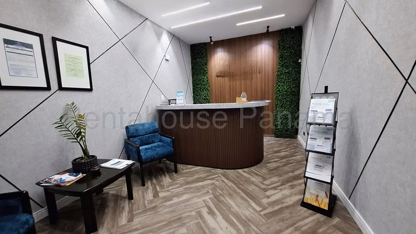 Venta de Casa Comercial con zonificación RM3 - Imagen 19