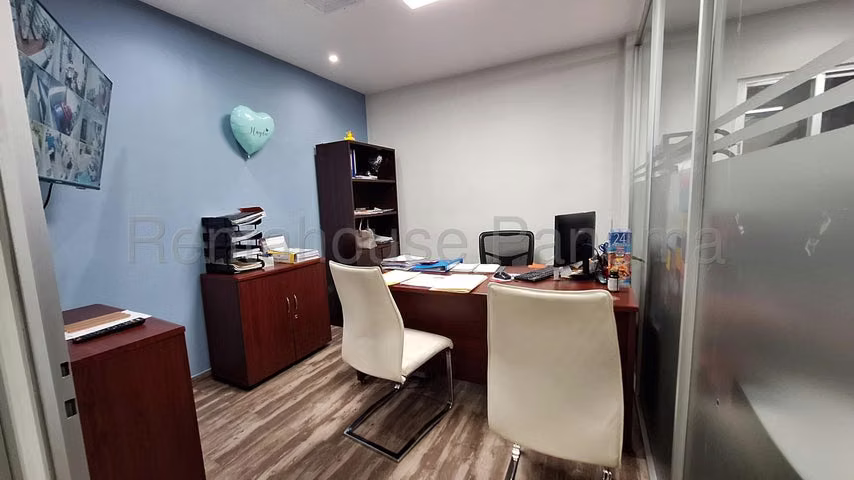 Venta de Casa Comercial con zonificación RM3 - Imagen 14