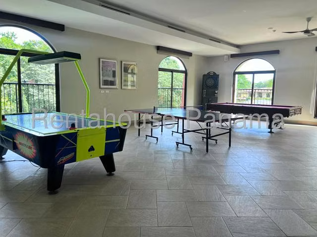 VENTA DE APARTAMENTO EN CLAYTON 