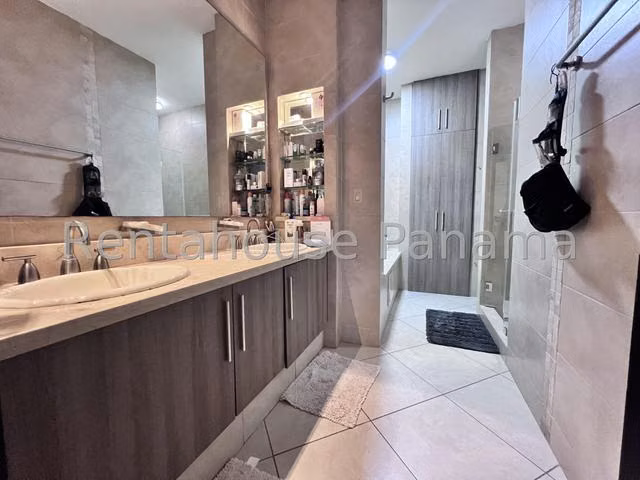 VENTA DE APARTAMENTO EN CLAYTON 