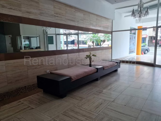 Alquiler de Apartamento en El Cangrejo 27PPM2387