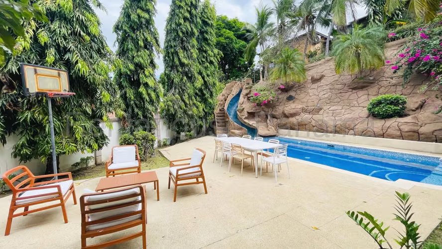 VENDO Casa con Piscina en Fuente del Fresno  - Imagen 11