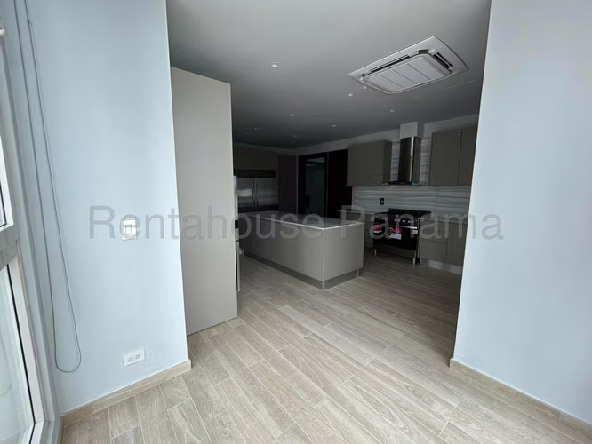 Vendo Apartamento de 395m2 en Paitilla The Towers 26-8210SRZ - Imagen 7