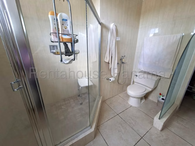 Vendo Casa de 249.40m2 en Brisas Del Golf Brisas Village 27-1465SRZ - Imagen 17