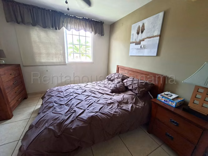 Vendo Casa de 249.40m2 en Brisas Del Golf Brisas Village 27-1465SRZ - Imagen 13