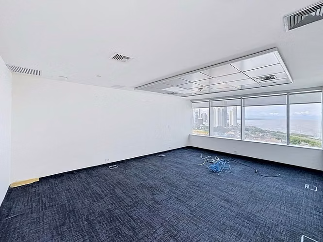 Alquiler de oficina corporativa en Torre de las Américas – Punta Pacífica - Imagen 7