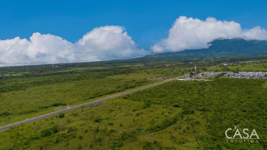 Lote de 9,409 m² en Venta en El Francés, Boquete, con Acceso a la Vía Principal y Vistas a las Montañas - cs id: 242202 - Imagen 3