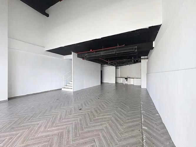 Alquiler de local comercial en Calle 50 – The Towers Business Plaza - Imagen 2