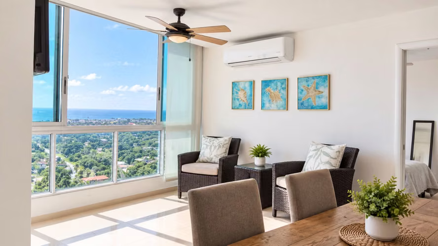 Apartamento Frente al Mar de 2 Recámaras con Amplio Balcón en Coronado | PH Coronado Bay - Imagen 4