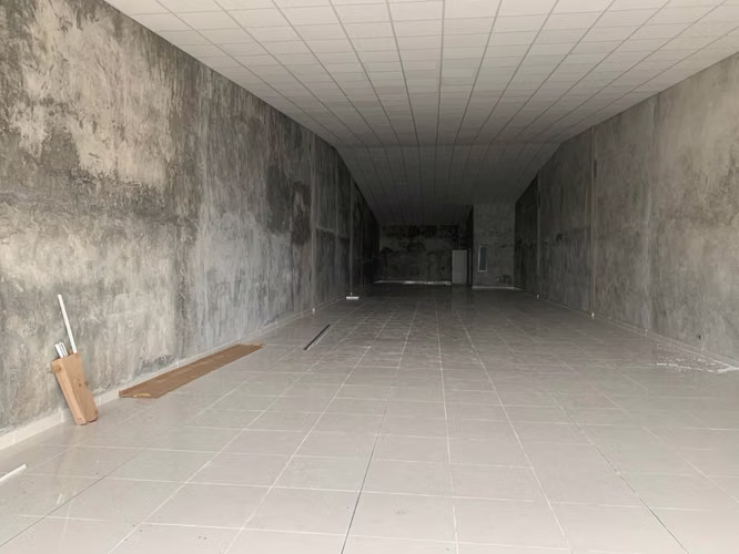 Alquiler de Local Comercial en Costa Sur - Imagen 5