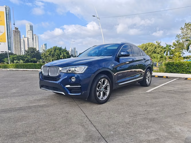 BMW X4 X-Line