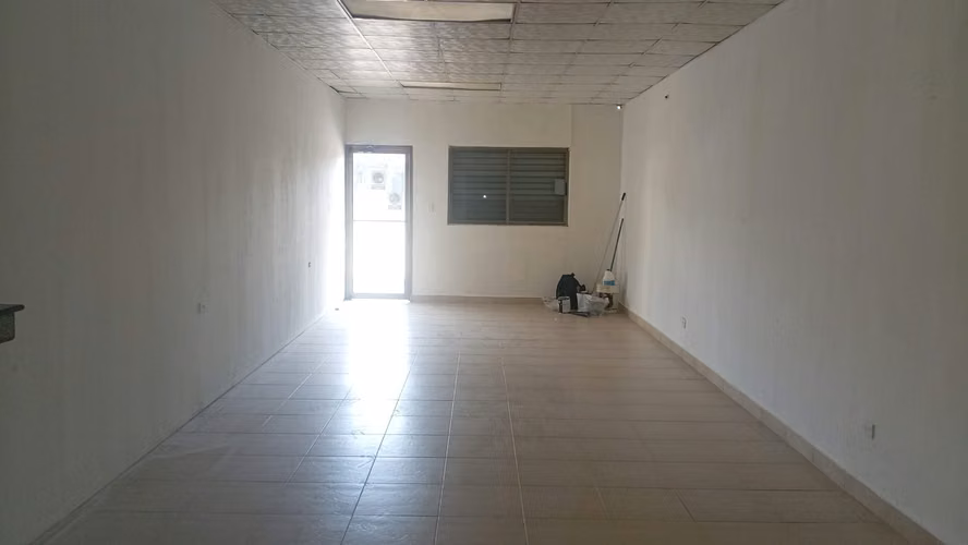 LA CHORRERA, ALQUILA LOCAL COMERCIAL PLANTA BAJA DIAGONAL A CAFE DURAN B/. 500 MAS ITBM