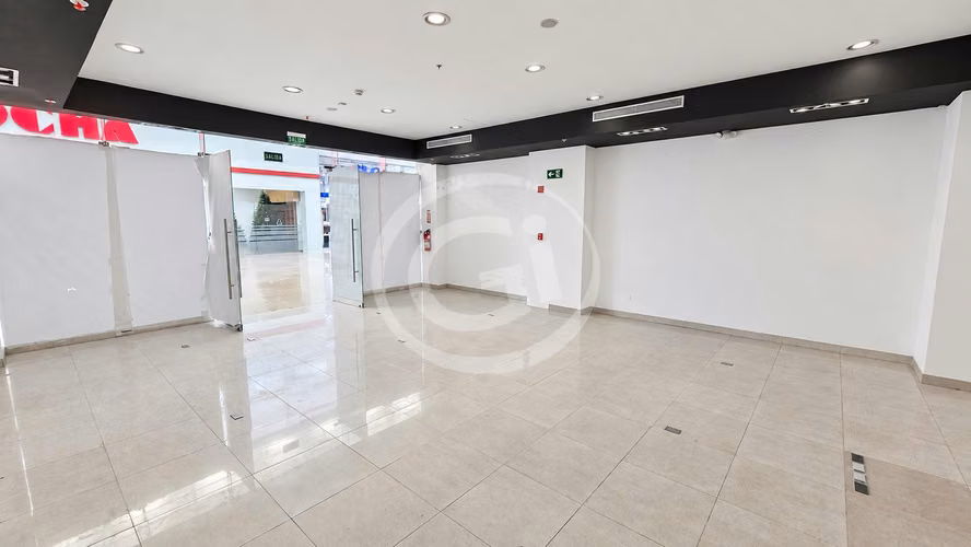 Venta Locales Comerciales Westland Mall 262.5m² Frente a Arrocha - Imagen 17