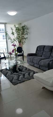 ALQUILER BELLO APARTAMENTO AMOBLADO EN PH BELLE VIEW – BELLA VISTA / AVENIDA BALBOA/ BEAUTIFUL FURNISHED APARTMENT - Imagen 3