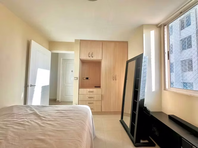 . Apartamento en Villa de las Fuentes I 3 Rec I Amoblado I Con balcón y 2 parking