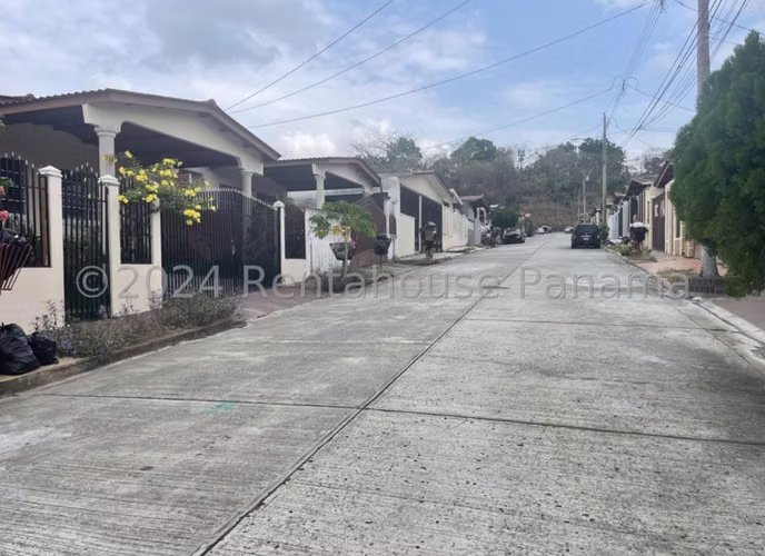 Casa de esquina en Brisas del Golf | Venta con opción a compra.        24mgo9711 - Imagen 19
