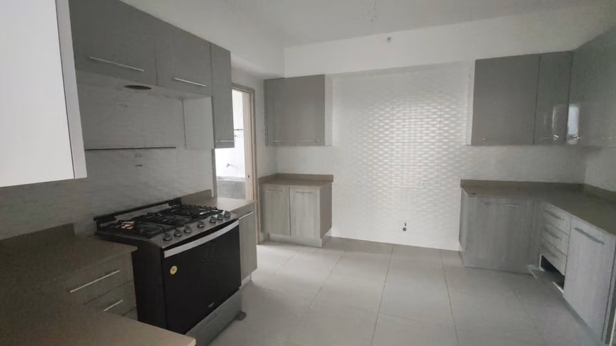 Vendo Pent-House en el PH The Towers Residence, Calle 50 - Imagen 5