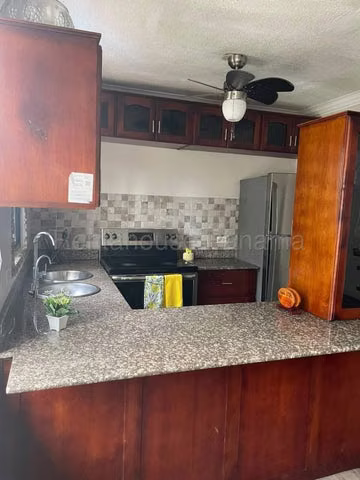 Se alquila apartamento en Punta Paitilla GCEA27-183